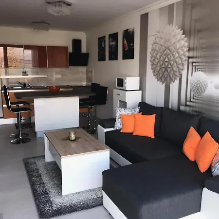 아파트 Elite-home Apartman *